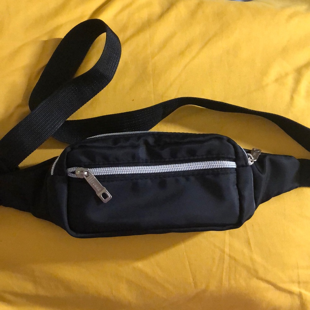 Black Fanny Pack